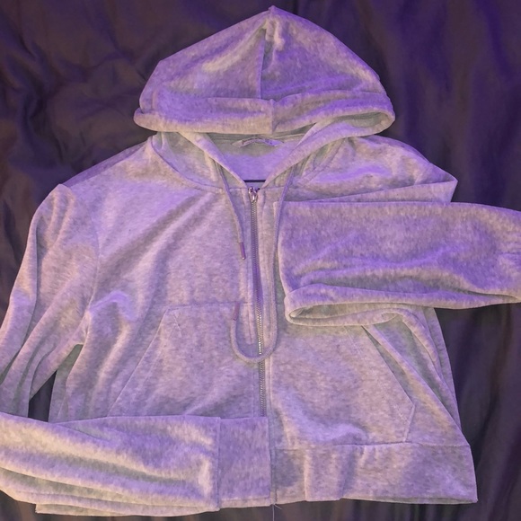 Kinda cropped velvet vest wore once - Picture 1 of 1